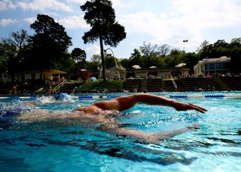 Sağlık Bakanlığı’ndan yüzme sularında hijyen denetimi açıklaması