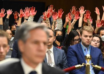 Tarihe geçen Blinken protestosu: Senato’da İsrail için istenen yardımla alakalı konuşamadı